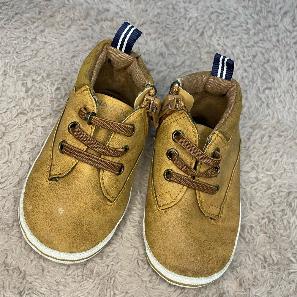Nautica | Boys Shoes Sz. 4 (infants)